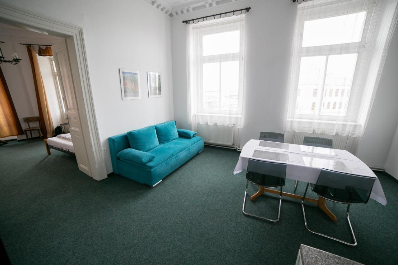 Apartment Kahoun Prag Eksteriør billede